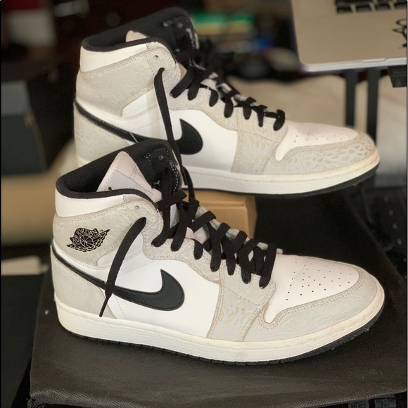 Jordan Other - Air Jordan 1 mid